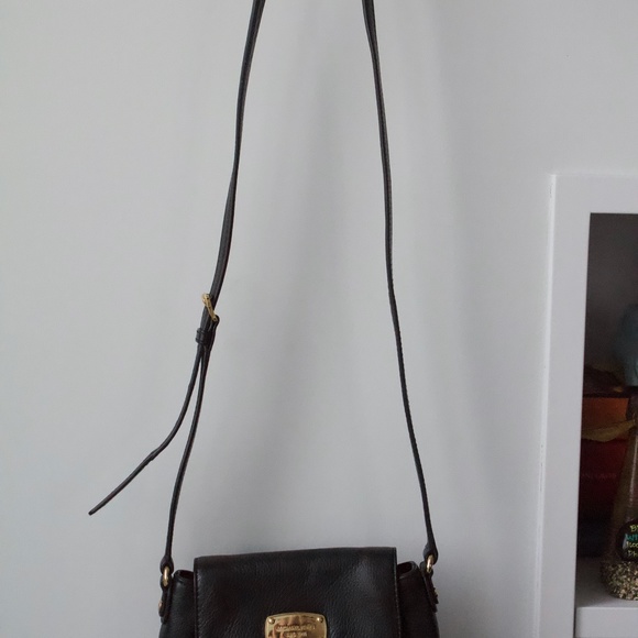 Michael Kors Cross Body - Picture 3 of 3
